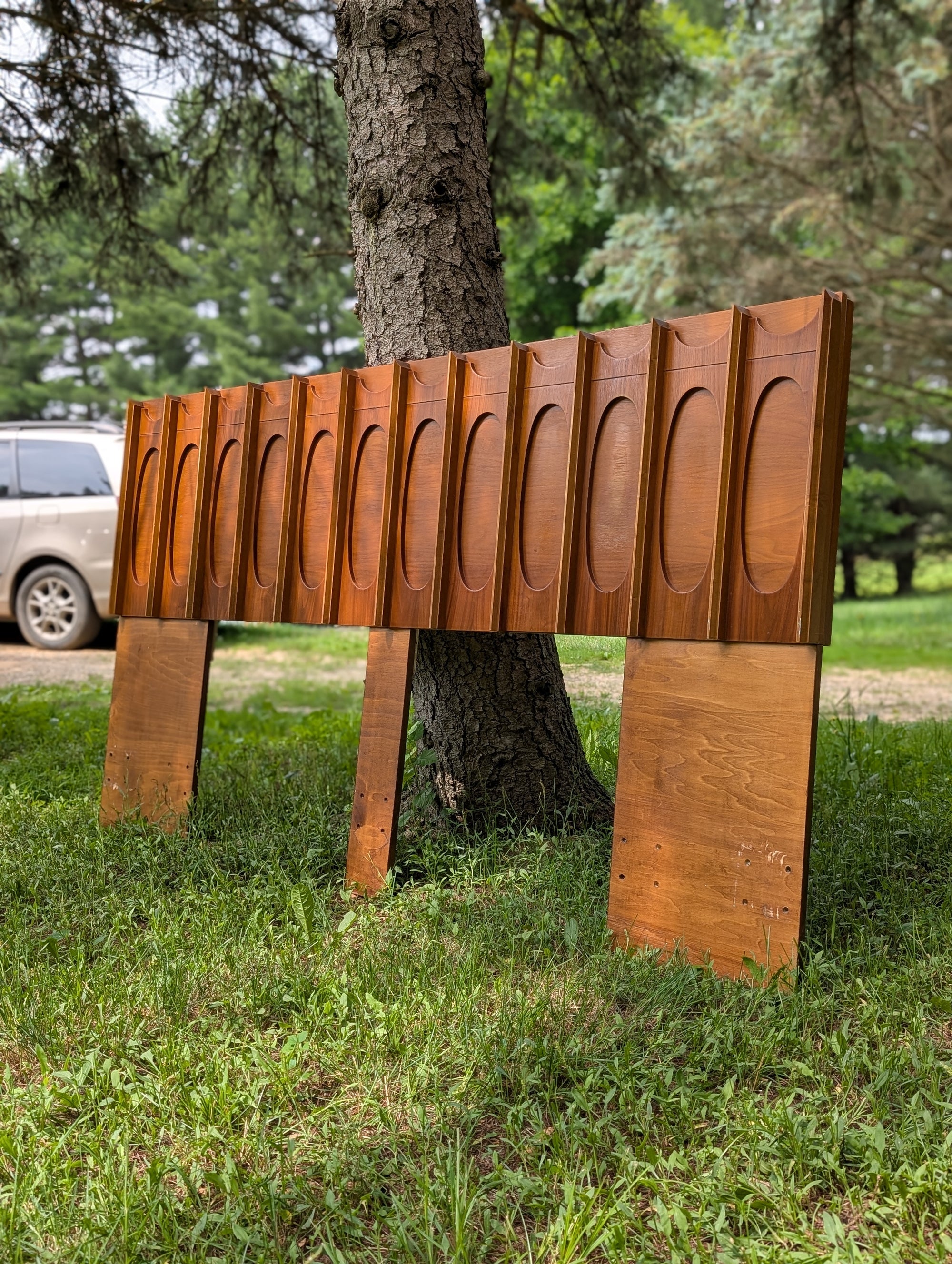 Tobago of Canada King-Size Brutalist Headboard